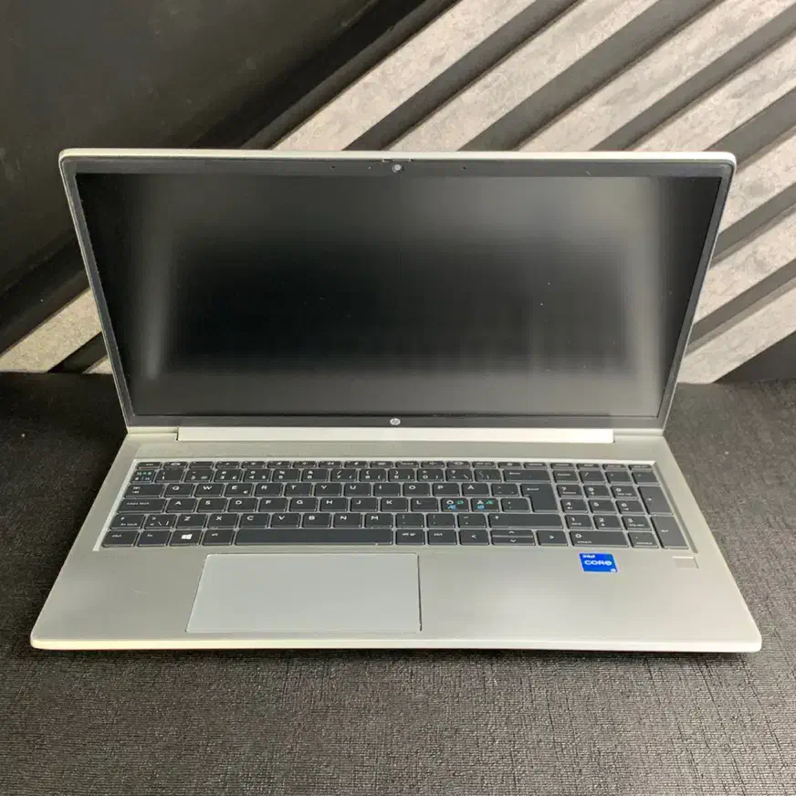 لپتاپ اچ پی ۱۵ اینچ نسل ۱۱ hp 450 g8|رایانه همراه|تهران, فلسطین (میدان انقلاب)|دیوار