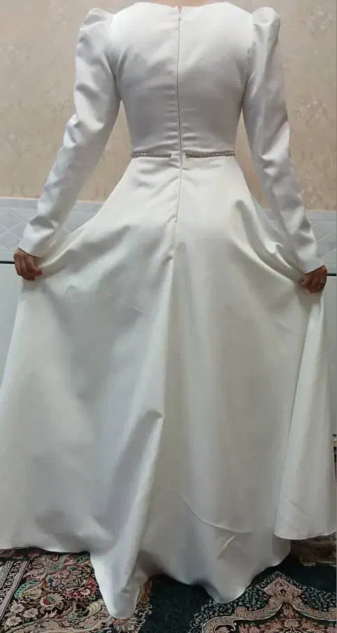 لباس مجالس|لباس|اصفهان, محله سفلی|دیوار