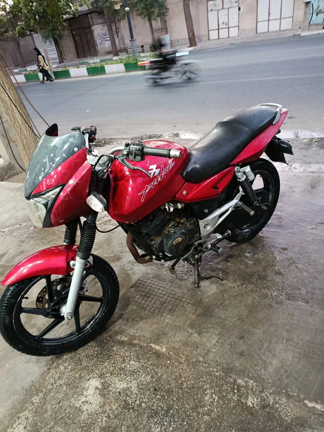 موتورسیکلت پالس180|موتورسیکلت|بردسکن, |دیوار