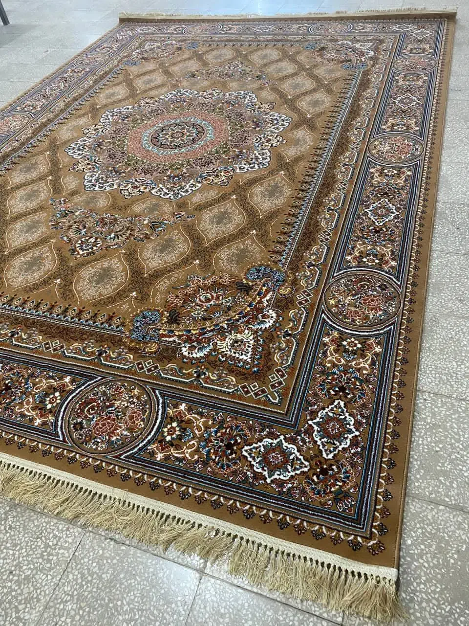 انواع فرش های دست دوم و نو خانگی|فرش|کاشان, سال آباد|دیوار