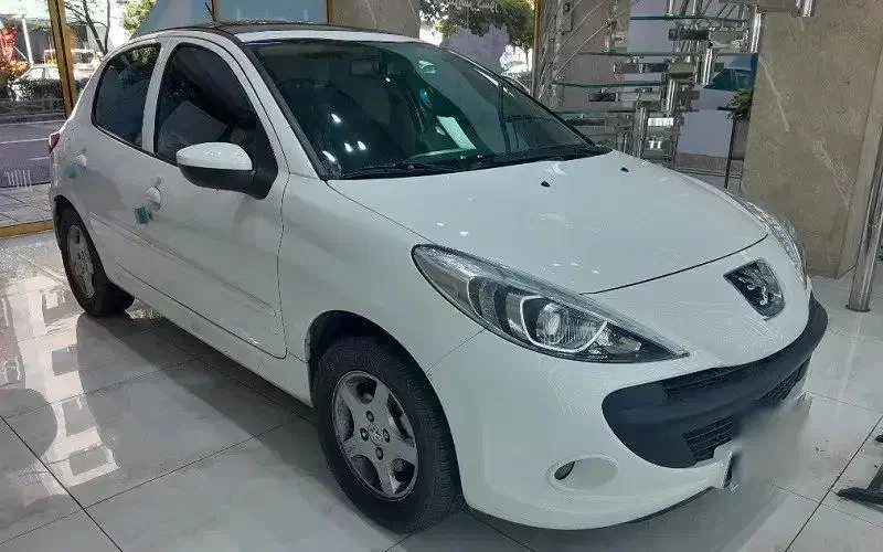 پژو 207i دستی سقف شیشه ای ارتقا یافته موتور TU5P|خودرو سواری و وانت|کازرون, |دیوار