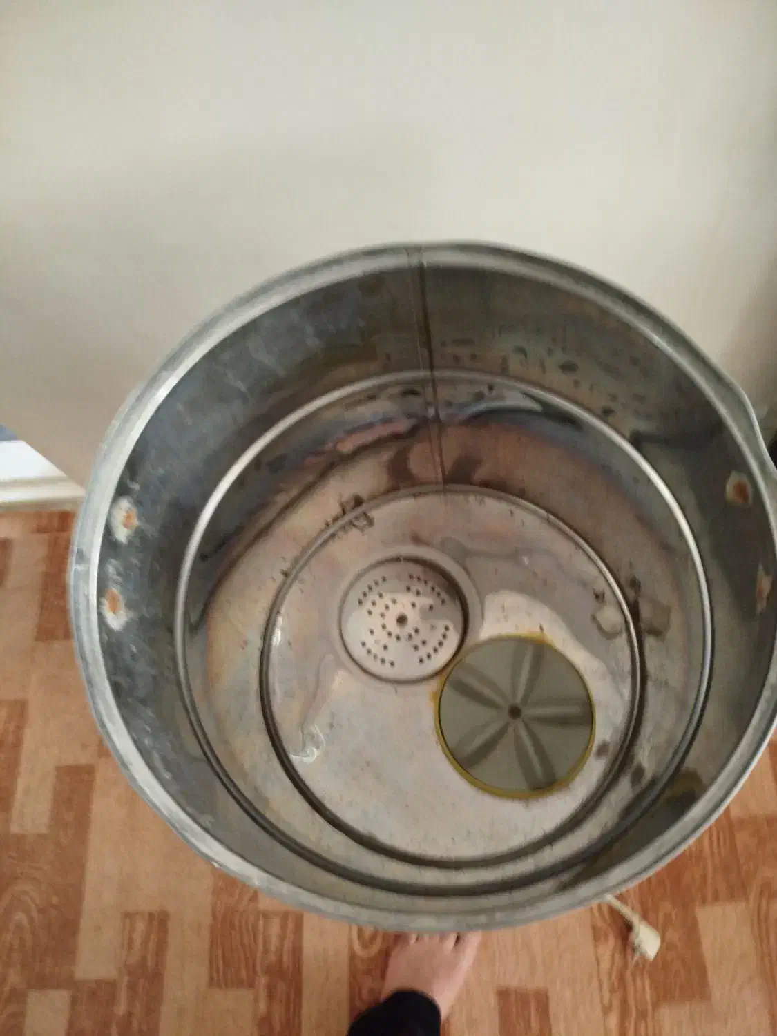 کهنه شور|ماشین لباسشویی و خشک‌کن لباس|تبریز, |دیوار