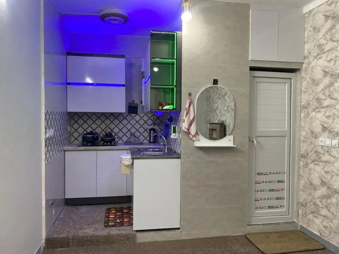 سوییت روزانه هفتگی ماهانه|اجارهٔ کوتاهمدت آپارتمان و سوئیت|شیراز, فرگاز|دیوار