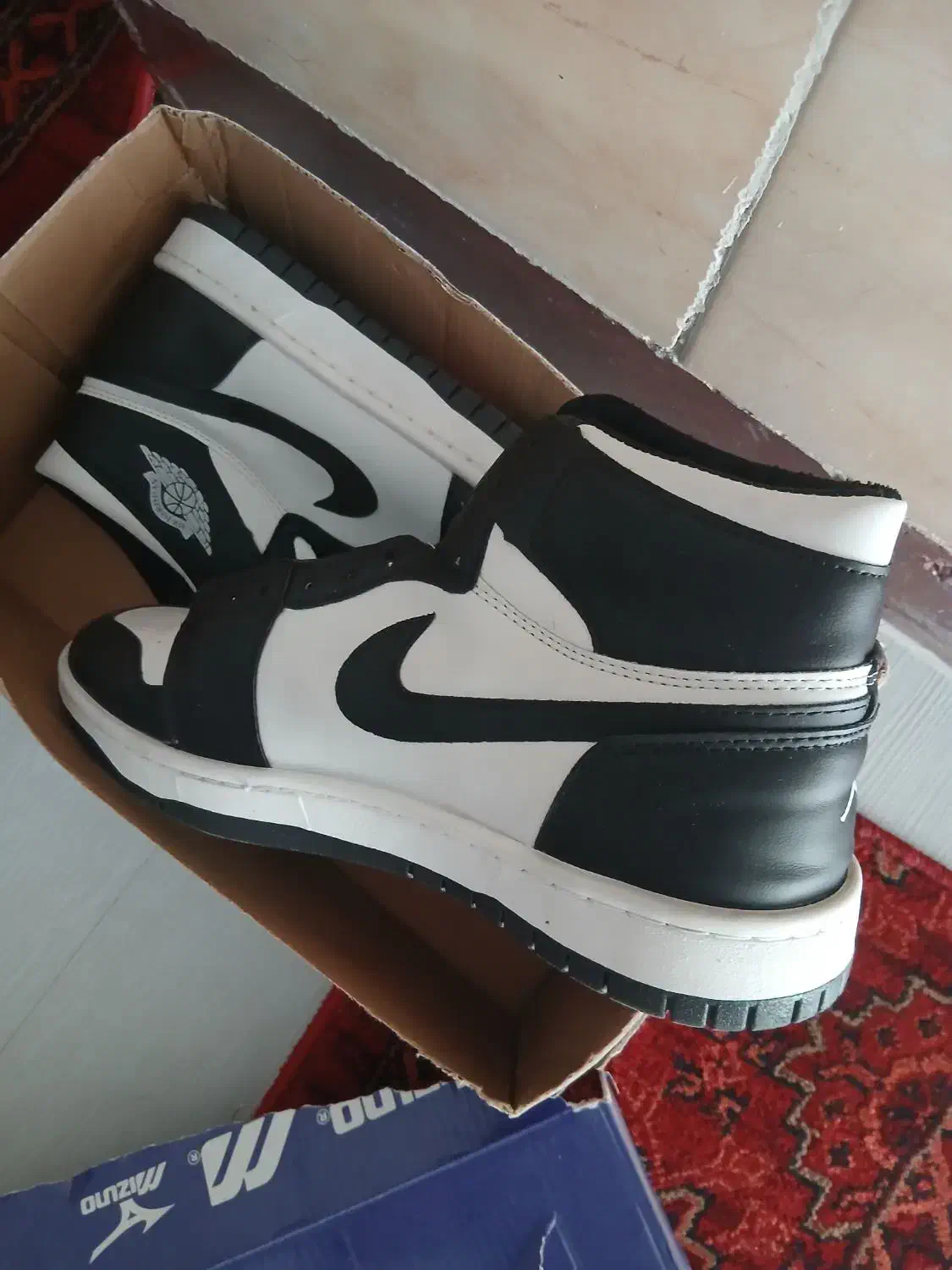 کتانی نو مارک نایک|کیف، کفش، کمربند|قروه, |دیوار