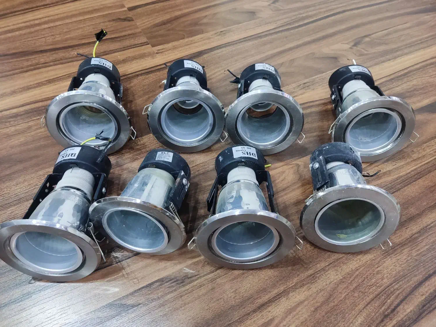 قاب لامپ هالوژن|لامپ و چراغ|بوشهر, |دیوار