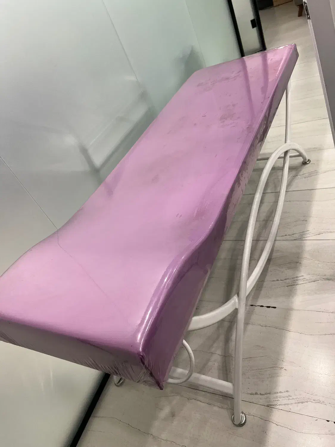 تخت معاینه|پزشکی|تهران, حکمت|دیوار