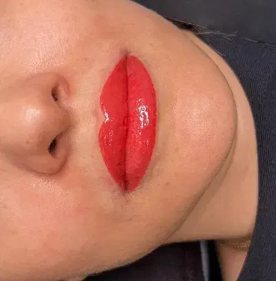 برای شب یلدا زیباتر باش اونم با تغییر اقتصادی|خدمات آرایشگری و زیبایی|میانه, |دیوار