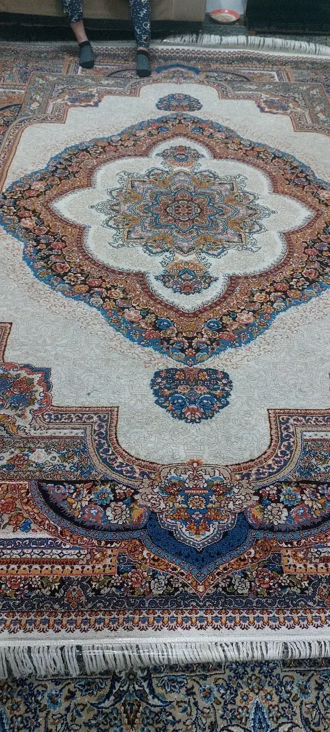 فروش فرش ۹متری سالم بدون هیچ ایرادی|فرش|فومن, |دیوار