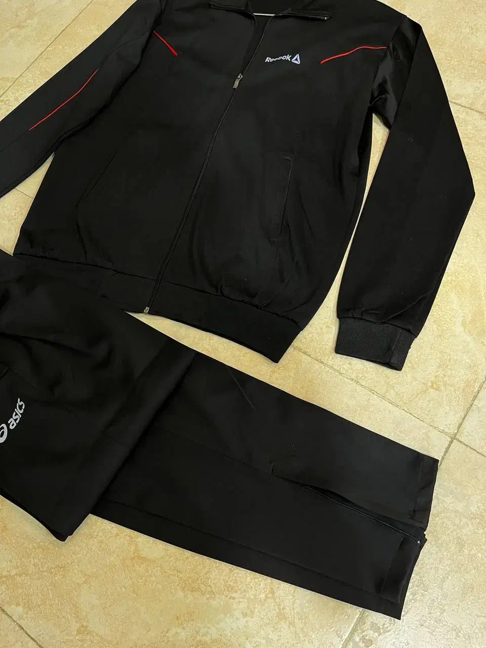 حراج لباسهای ورزشی|تجهیزات ورزشی|خرمآباد, |دیوار