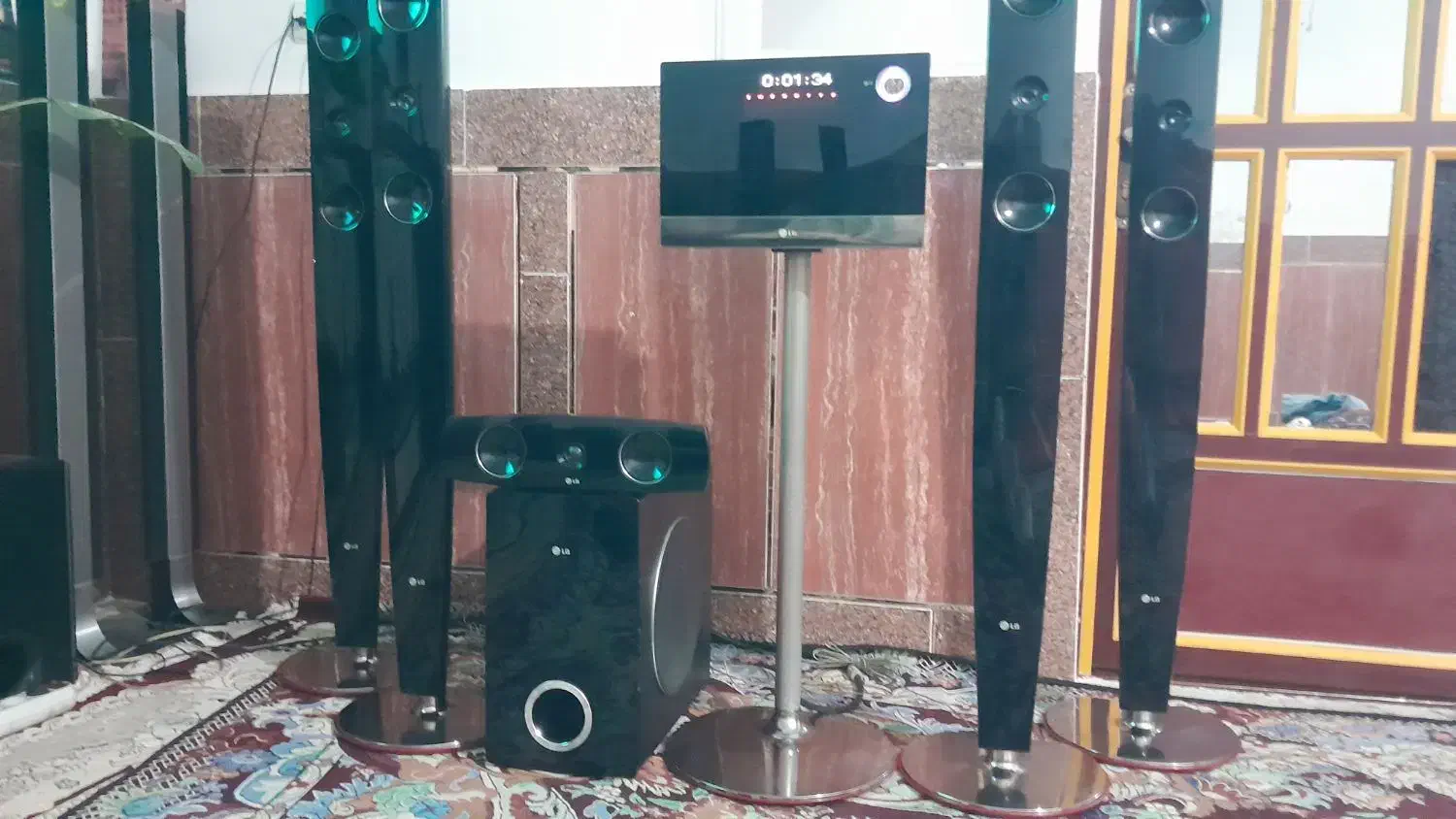 سینما اسکارلتLG 888 مانیتور دار.. لمسی.. فلش خور|سیستم صوتی خانگی|گرگان, |دیوار