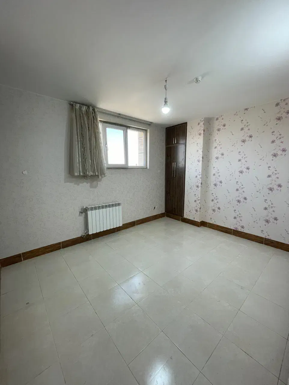 اپارتمان105متری پلاک دوم خیابان40متری|فروش آپارتمان|شهرضا, |دیوار