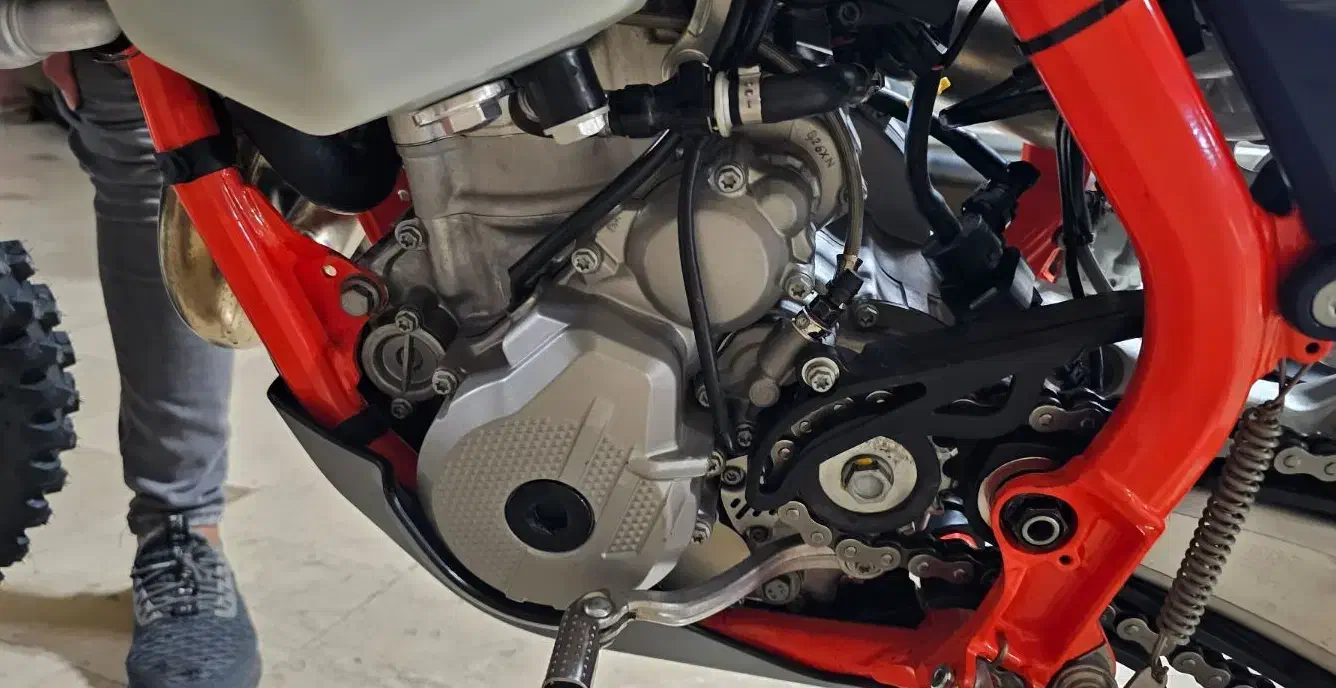 ktm 6days کی تی ام سیکس دیز ۲۵۰ اندرو|موتورسیکلت|تهران, دروس|دیوار