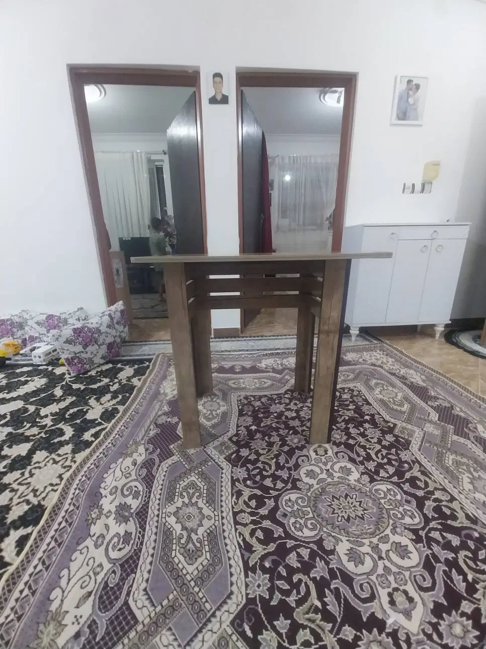میز|میز تحریر و کامپیوتر|رشت, حومه رشت|دیوار