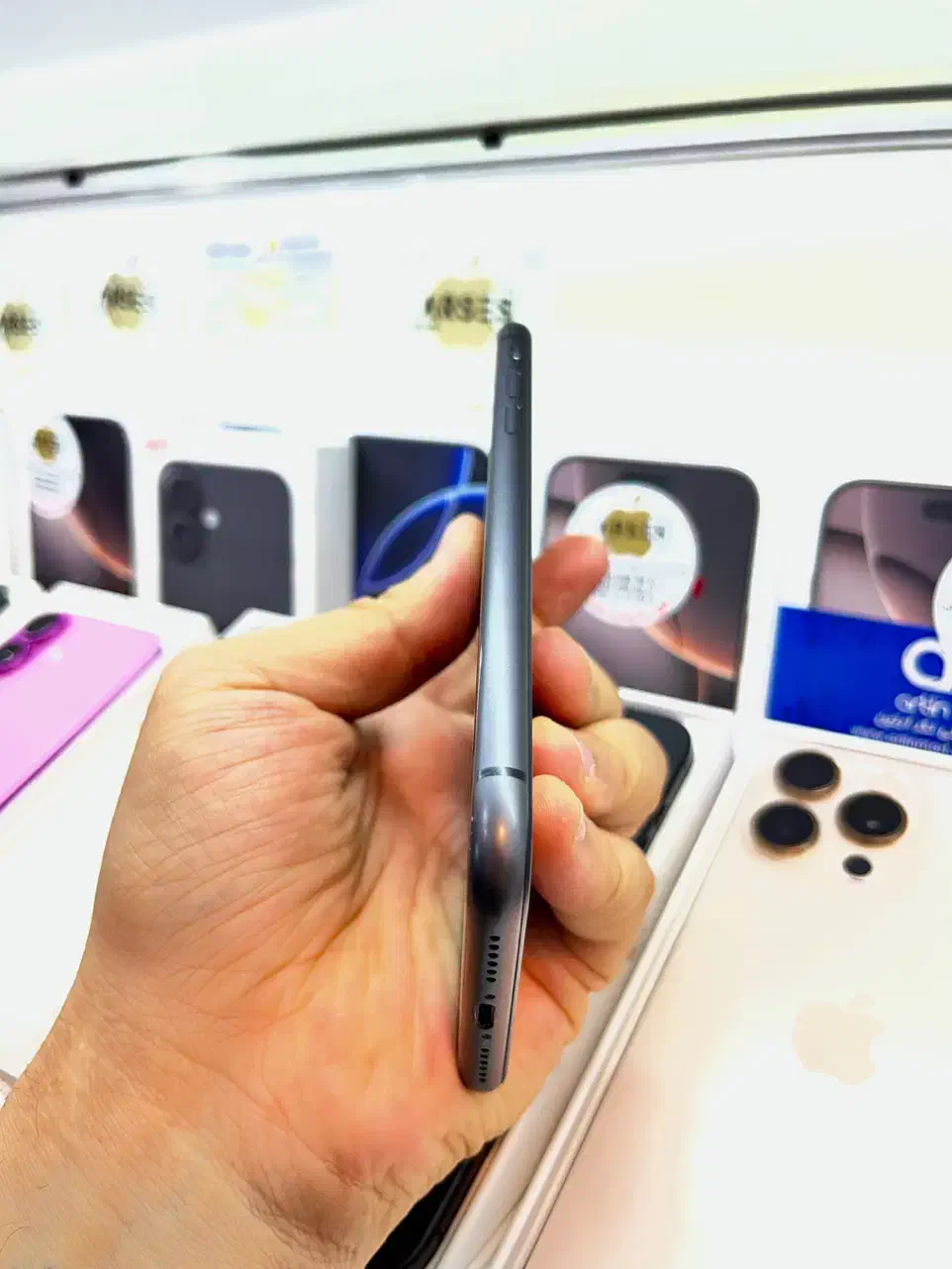 iPhone 11 تمیز بدون تعمیر باطری ۸۹|موبایل|کرج, کوی امامیه|دیوار