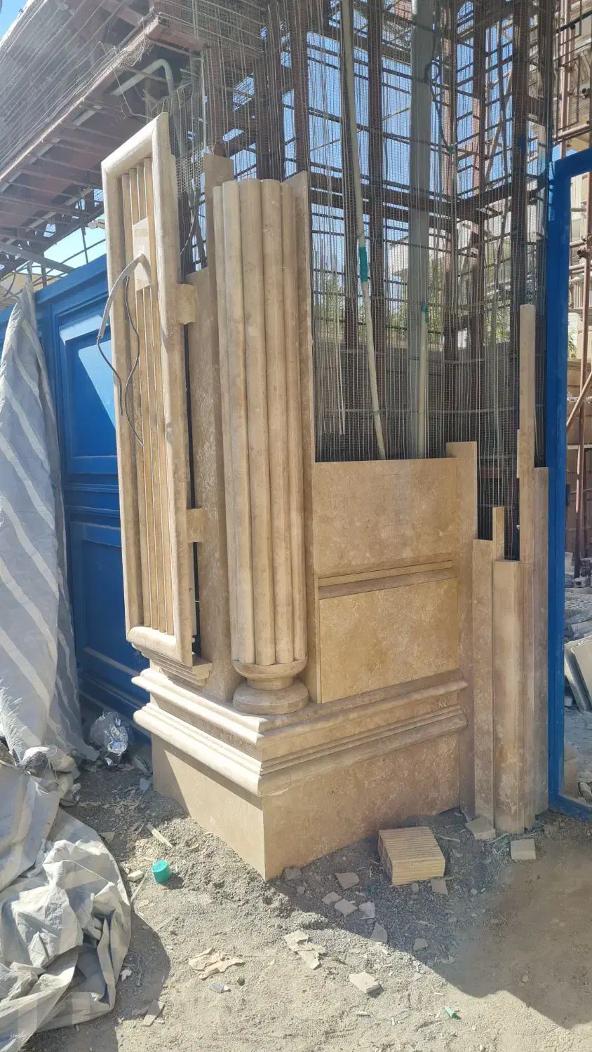 دو نفر نیروی کار ساده در سنگ کاری|استخدام معماری، عمران و ساختمانی|ارومیه, |دیوار