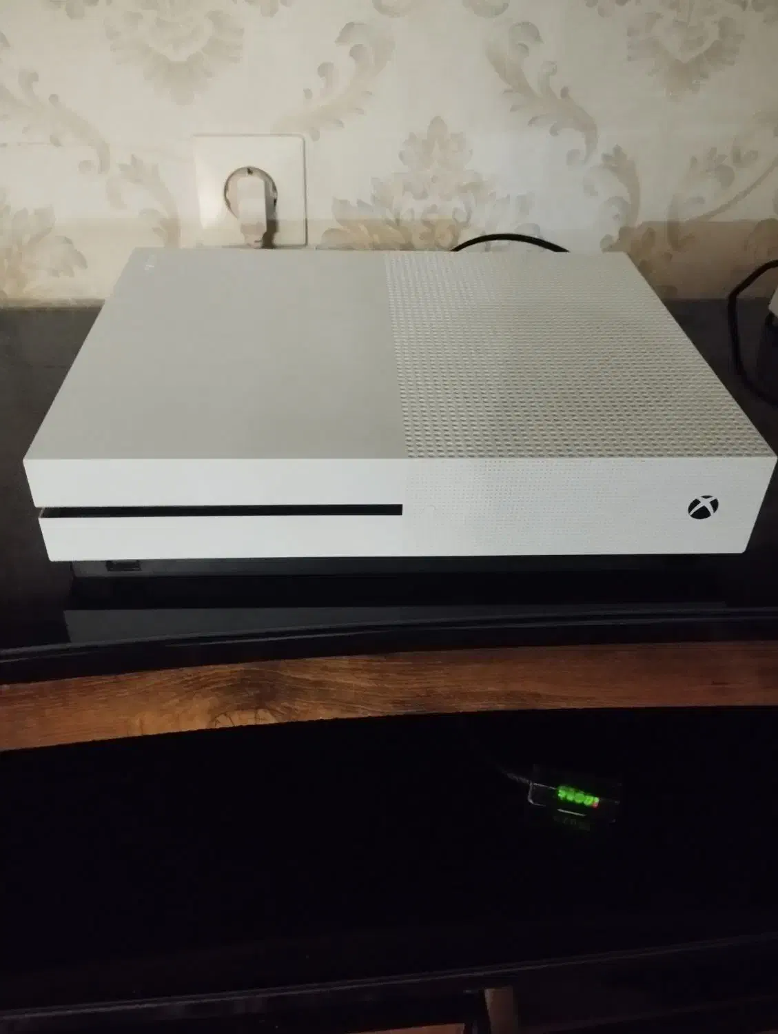 xbox one s 1t|کنسول، بازی ویدئویی و آنلاین|تبریز, |دیوار
