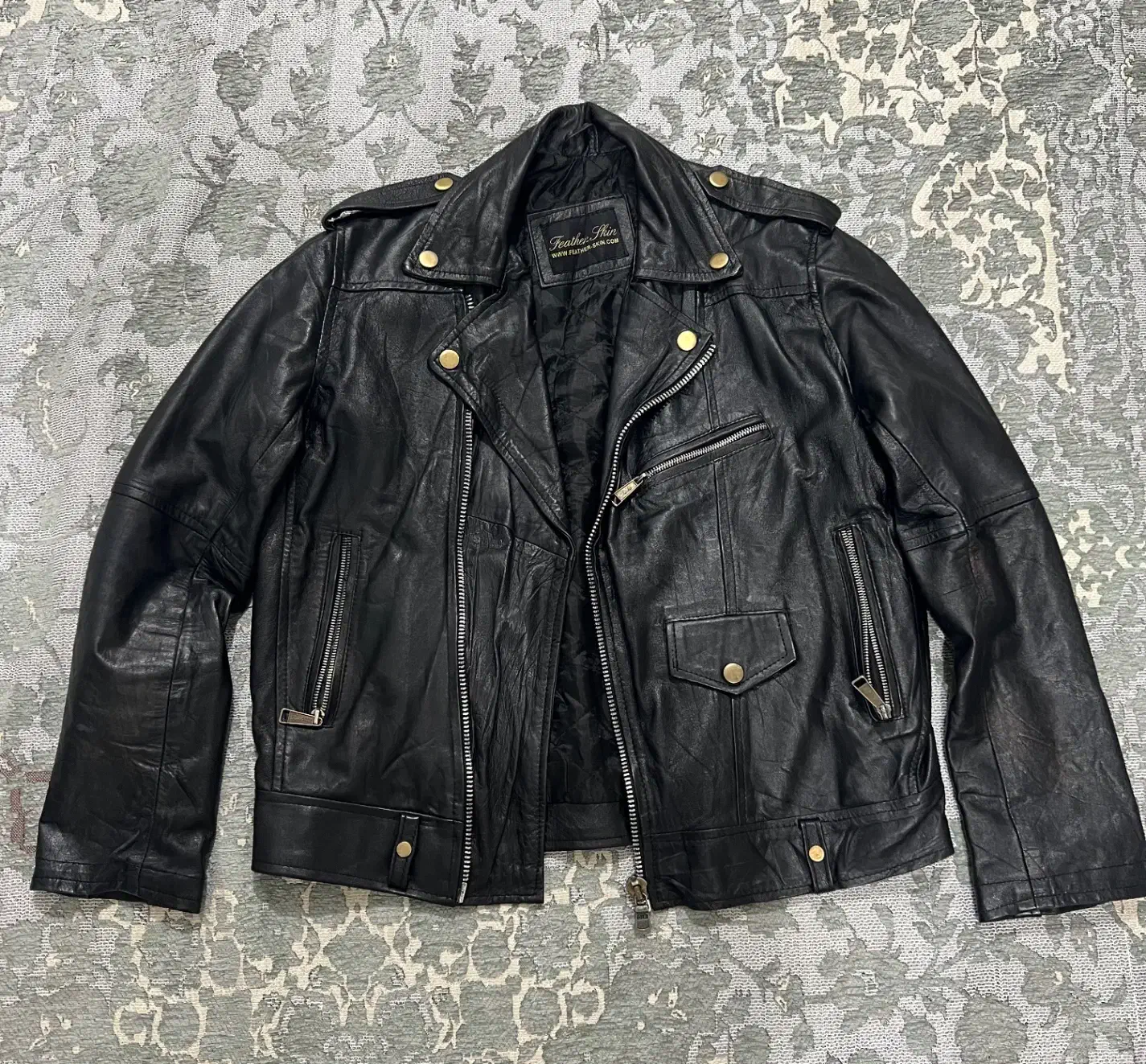 کاپشن پلیسی چرم تاناکورا|لباس|سردشت, |دیوار