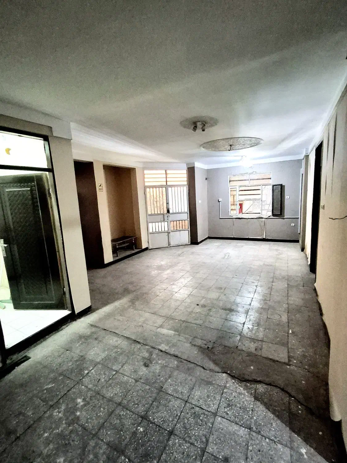 واحد اداری تجاری مسکونی ۱۰۰ متر|اجارهٔ دفتر کار، اتاق اداری، مطب|اهواز, زندوکیلی|دیوار