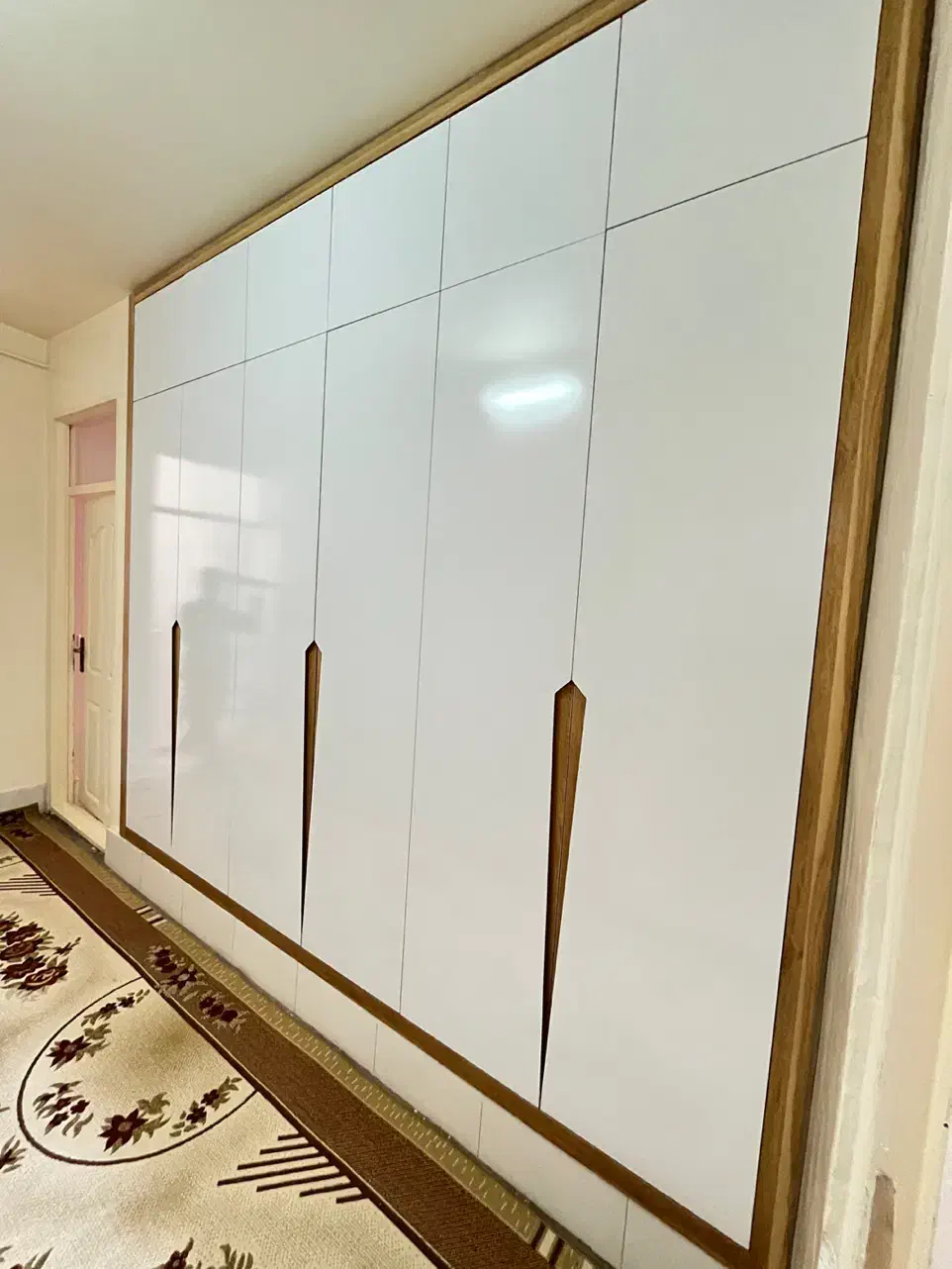 آقای کابینت کمد دیواری دیزاین تی وی وال|جاکفشی، کمد، دراور|ساوه, |دیوار