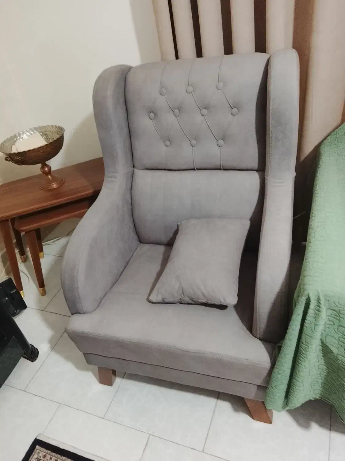 مبل 7نفره|مبلمان خانگی و میز عسلی|شاهین‌شهر, حافظ جنوبی|دیوار