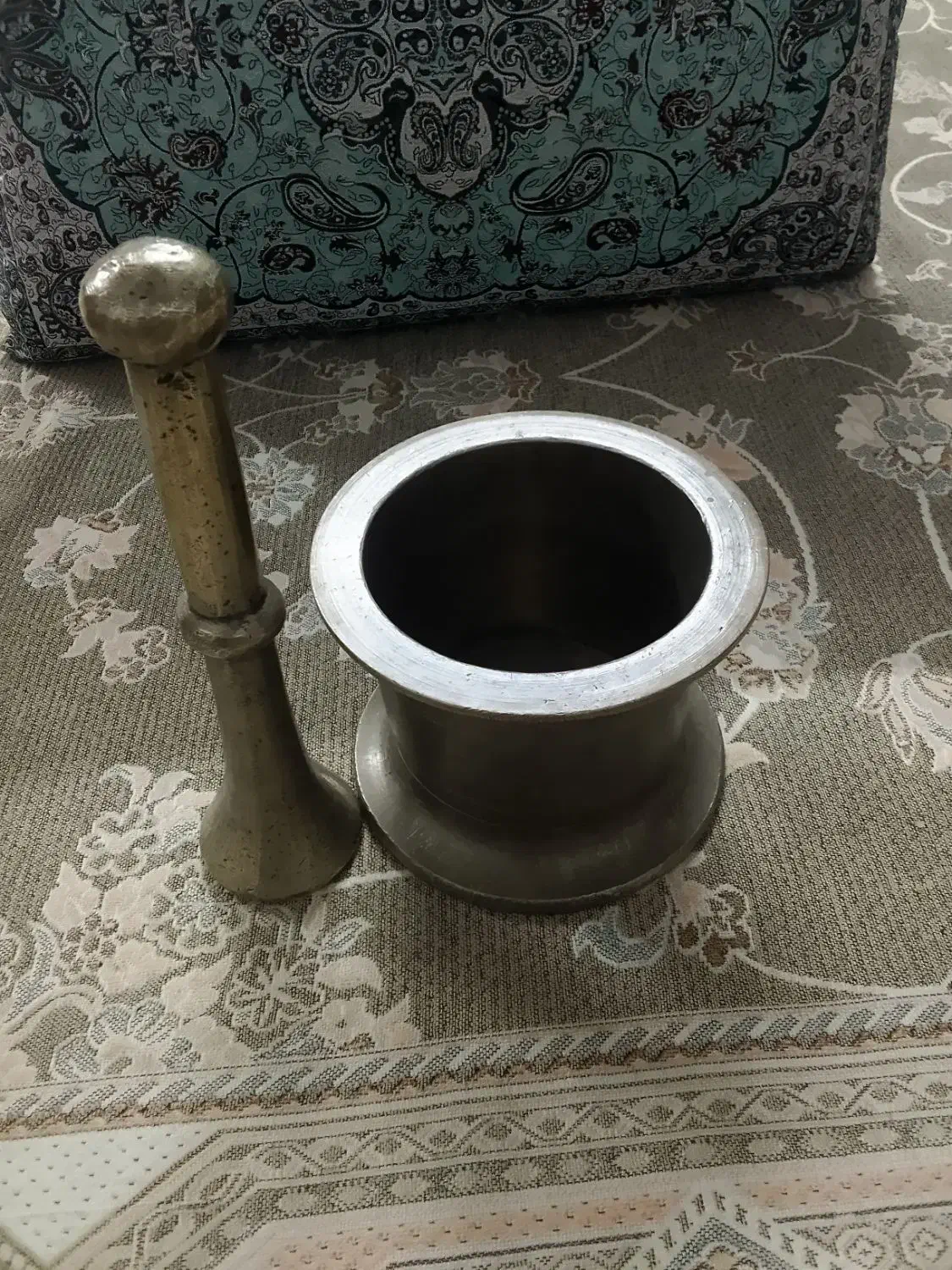 هاون|کلکسیون اشیاء عتیقه|بروجرد, |دیوار