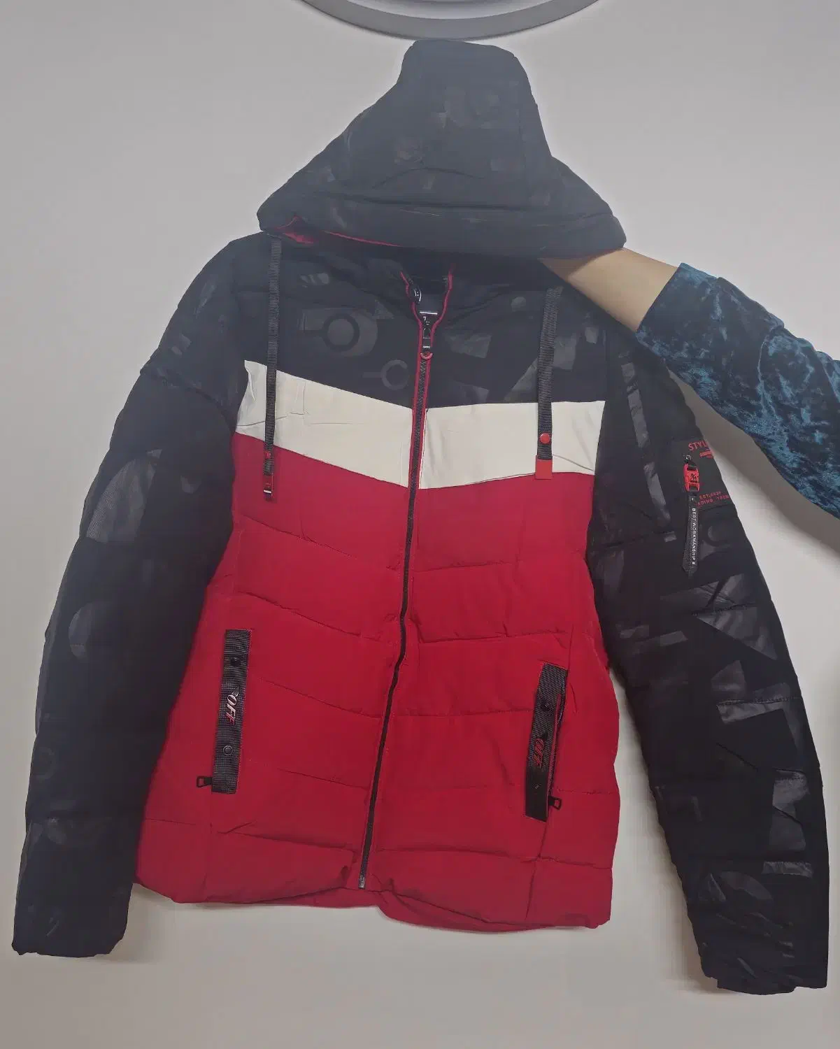 کاپشن مردانه|لباس|شهریار, کهنز|دیوار