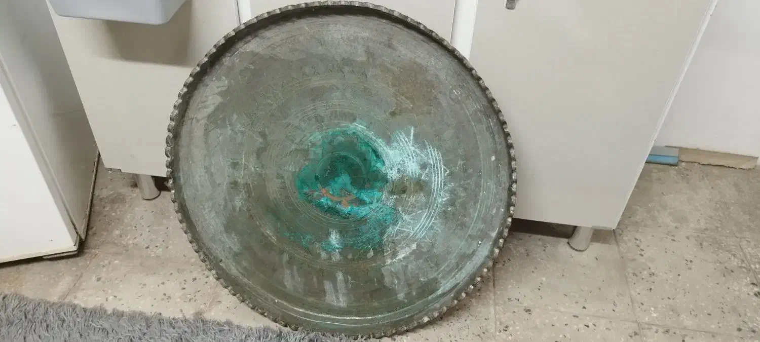 سینی مسی قدیمی|صنایع دستی و سایر لوازم تزئینی|زاهدان, |دیوار