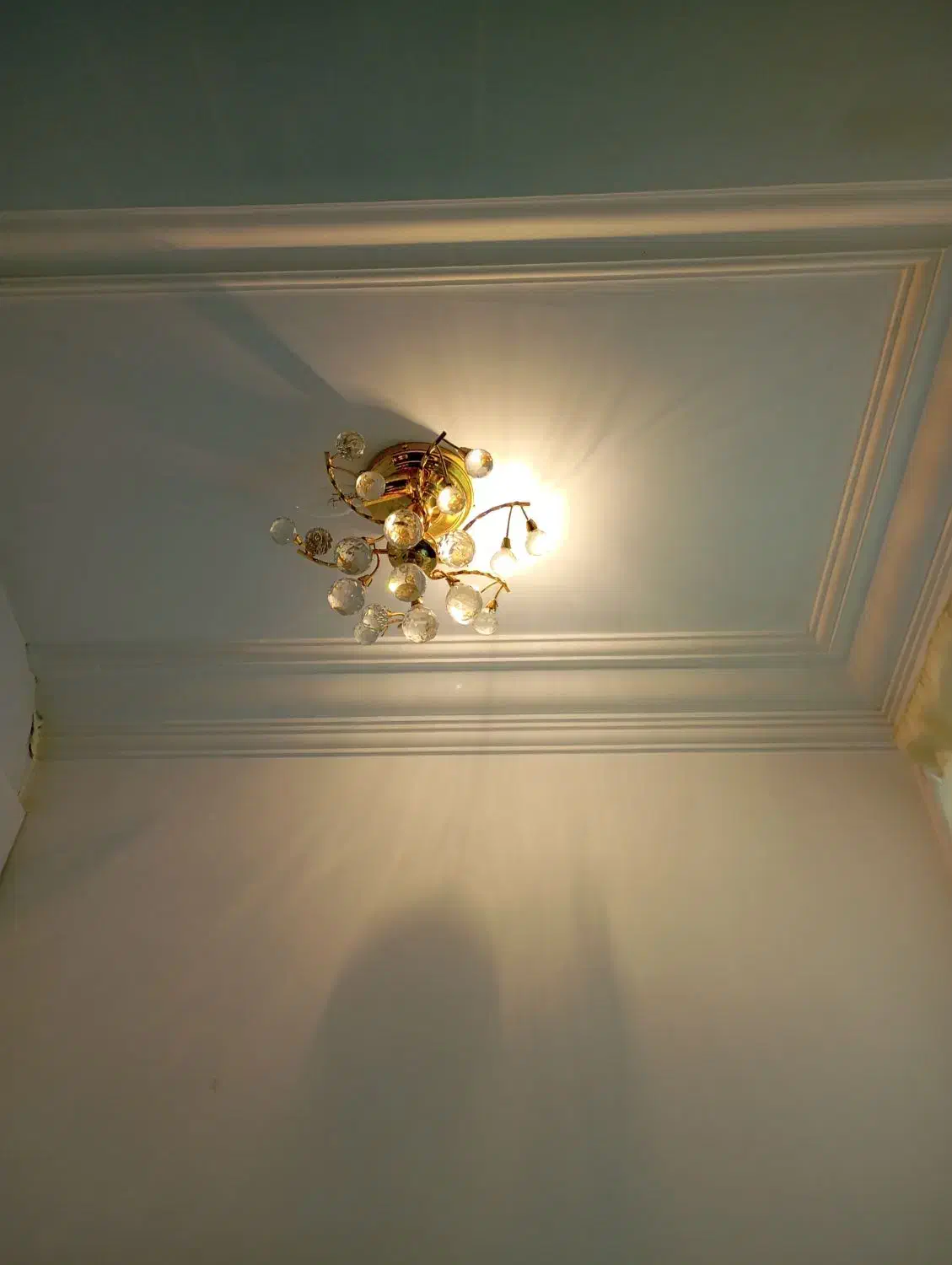 لوستر کاملاً سالم و تمیز بدون هیچ مشکلی|لوستر و چراغ آویز|سرخه, |دیوار