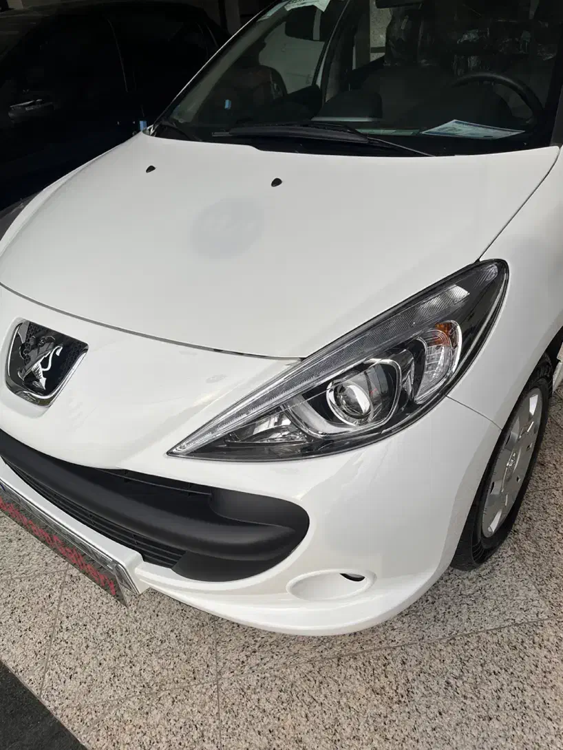 ۲۰۷ دنده ای سقف فلز مدل ۴۰۴|خودرو سواری و وانت|هشتگرد, هشتگرد قدیم|دیوار