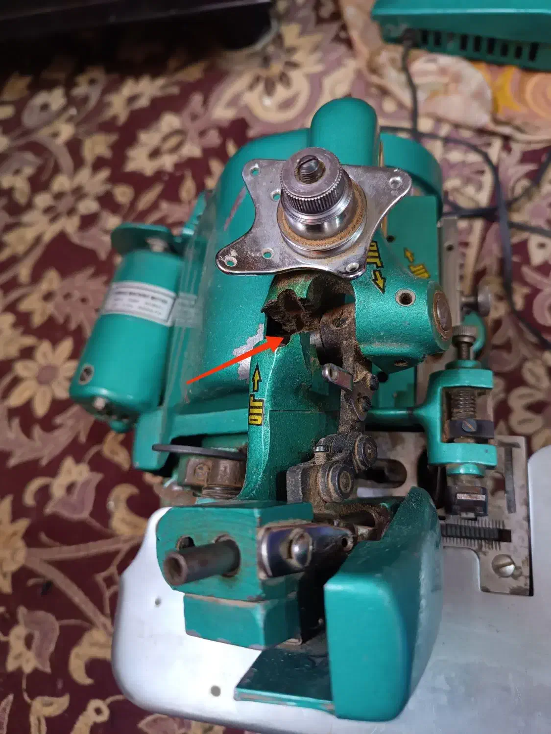 سر دوز|چرخ خیاطی و ریسندگی|زاهدان, |دیوار