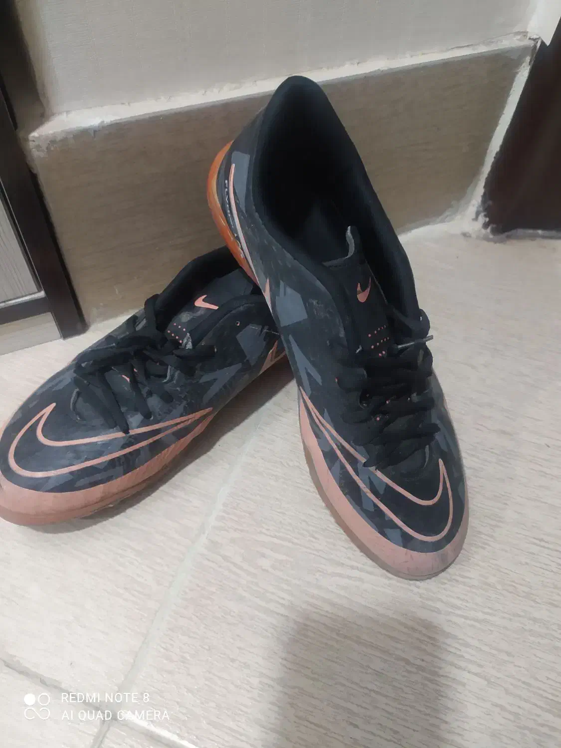 کفش فوتبال چمن مصنوعی|تجهیزات ورزشی|سنندج, |دیوار