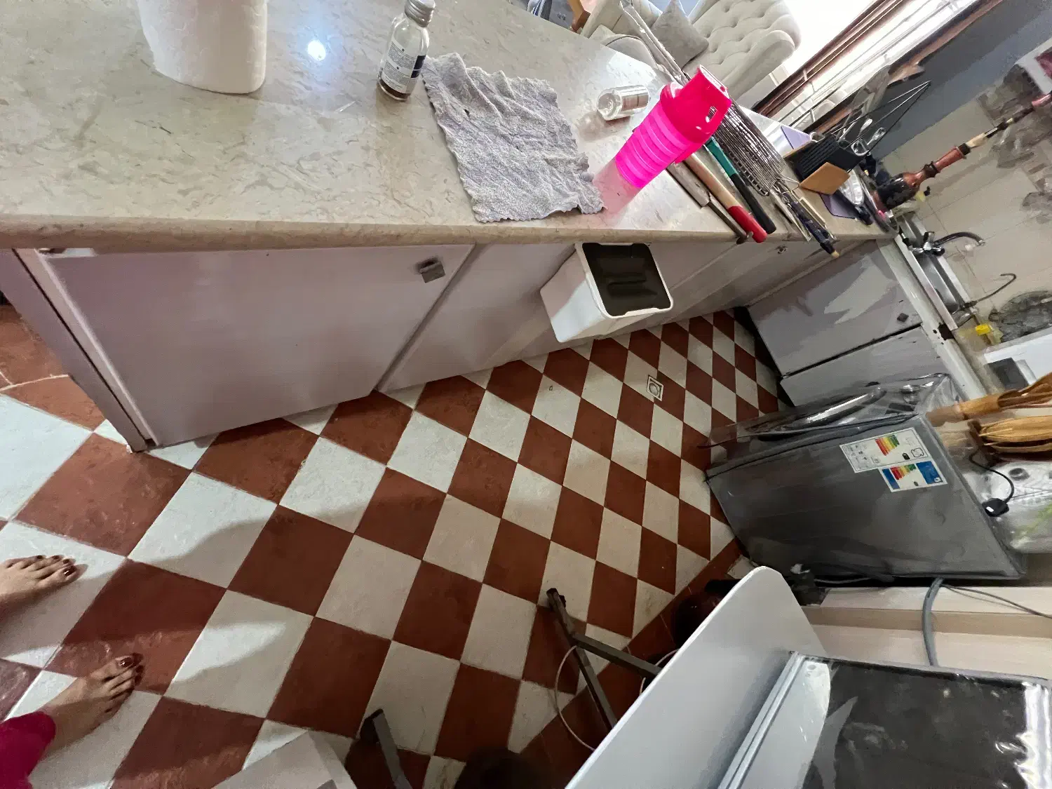 کابینت تمام فلز با هود و سنگ روی کابینت|آب‌چکان و نظم‌دهنده ظروف|بندر گناوه, |دیوار