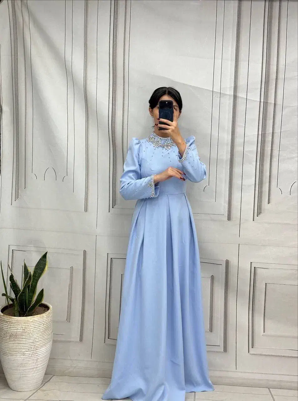 حنا|لباس|کرج, برغان|دیوار