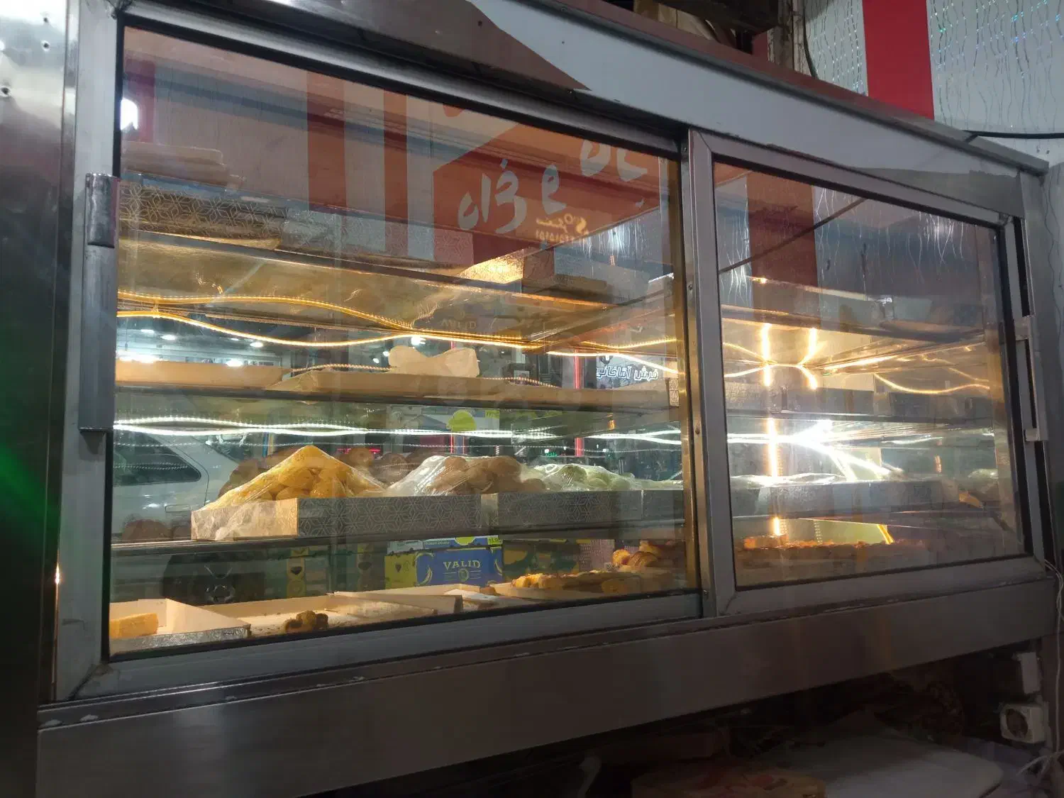 ویترین خشک|فروشگاه و مغازه|نسیم‌شهر, |دیوار