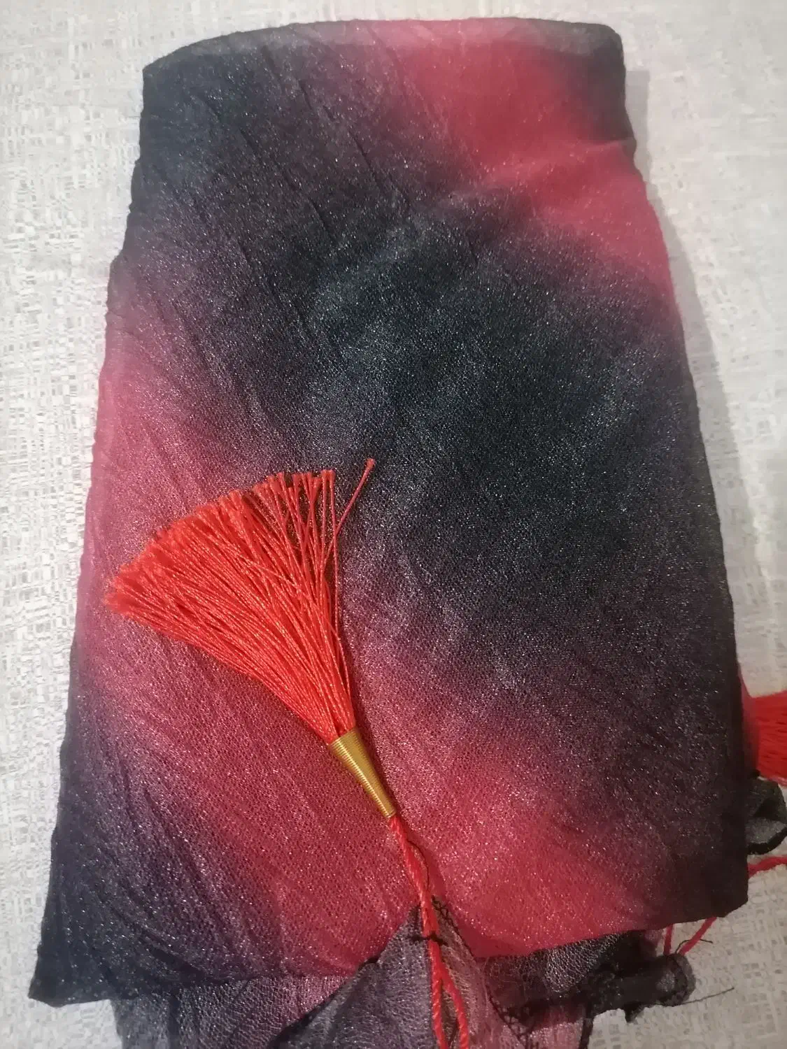 روسری قواره بزرگ|لباس|ساوه, |دیوار