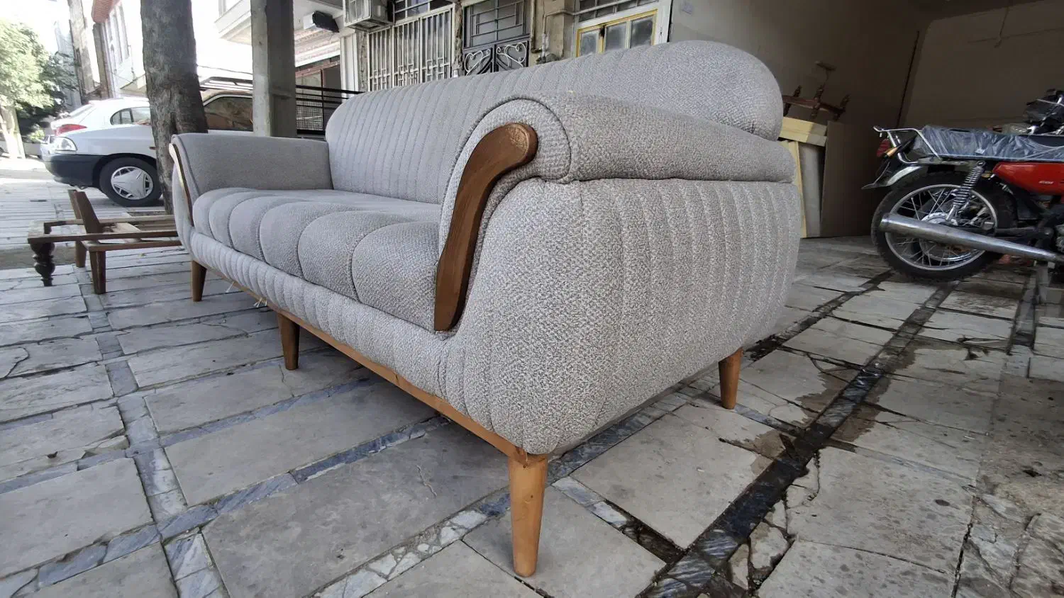 مبل زیبای پاریس|مبلمان خانگی و میز عسلی|بروجرد, |دیوار