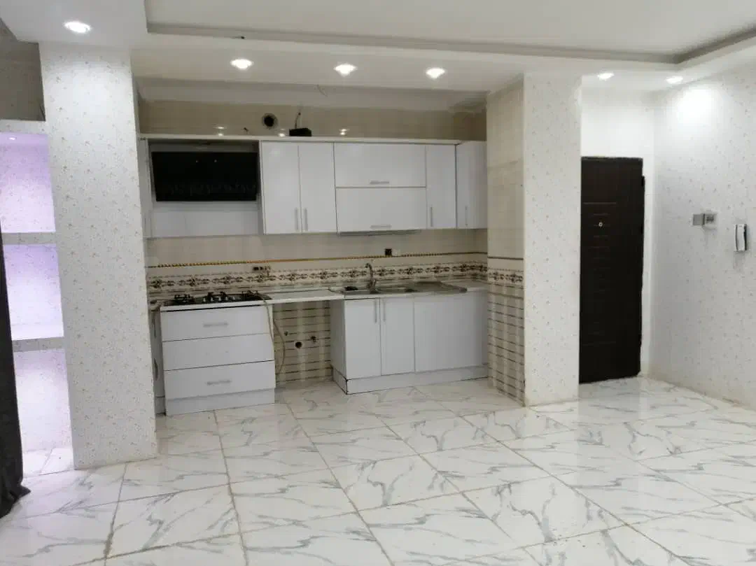 فروش آپارتمان ۸۵ متری ۲ خوابه طبقه ۳|فروش آپارتمان|لار, |دیوار