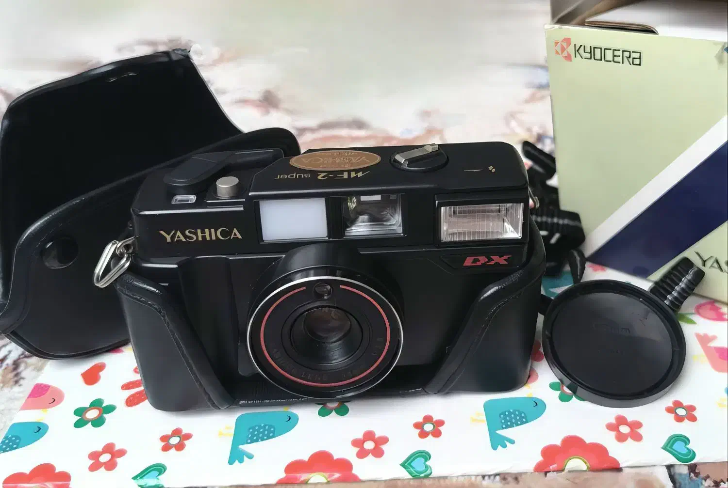 دوربین کلکسیونی و ساعت دیجیتال نوستالژی|دوربین عکاسی و فیلمبرداری|شوشتر, |دیوار