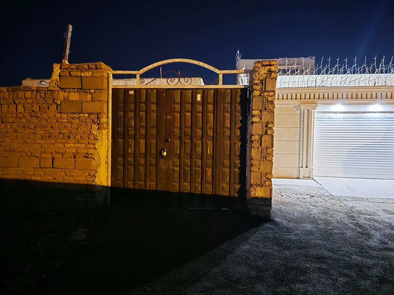 درب حیاط|مصالح و تجهیزات ساختمان|زابل, |دیوار