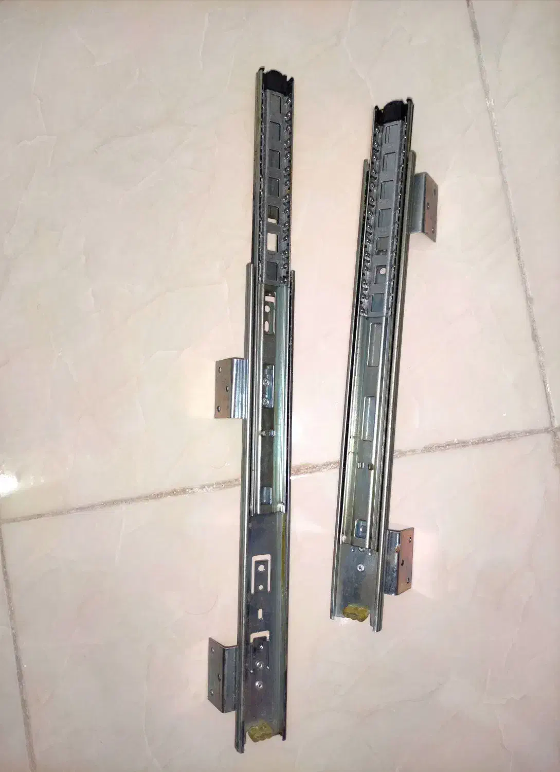 دوعدد سوپری کابینتی سالم و تمیز|مصالح و تجهیزات ساختمان|شیراز, باغ تخت|دیوار