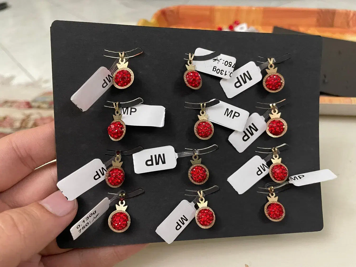 مدال انار|جواهرات|تبریز, |دیوار