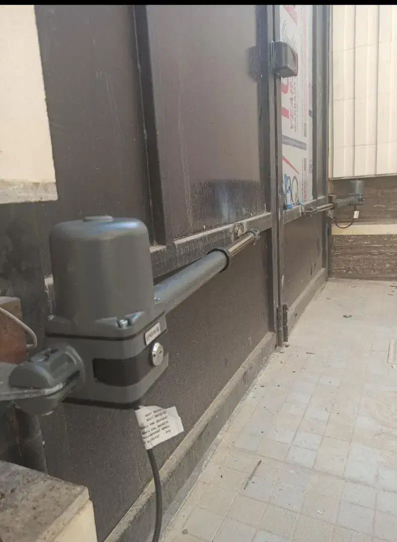 انواع درب برقی و سایبان برقی|فروشگاه و مغازه|شاهین‌شهر, خانه کارگر|دیوار