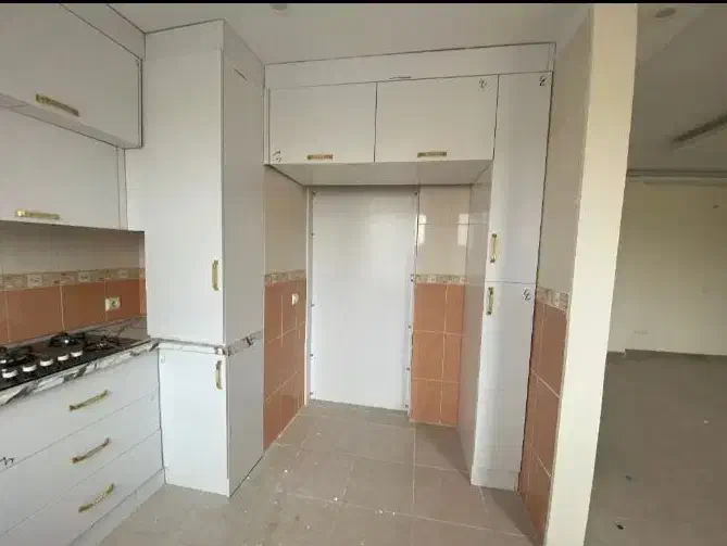 فروش آپارتمان / ۹۰ متری ۲ خ / فاز یک شمال|فروش آپارتمان|پرند, فاز ۱|دیوار