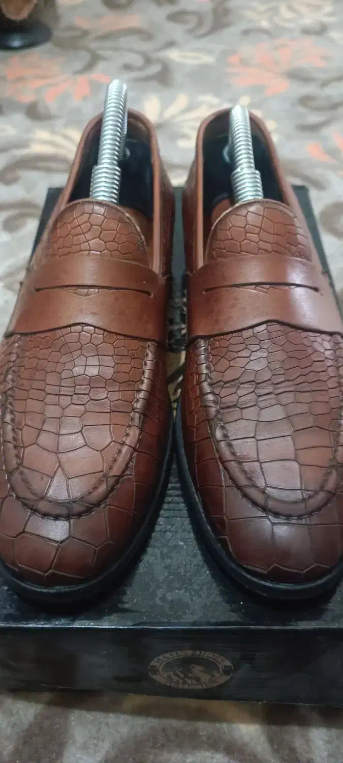 کالج گوچی|کیف، کفش، کمربند|نهاوند, |دیوار