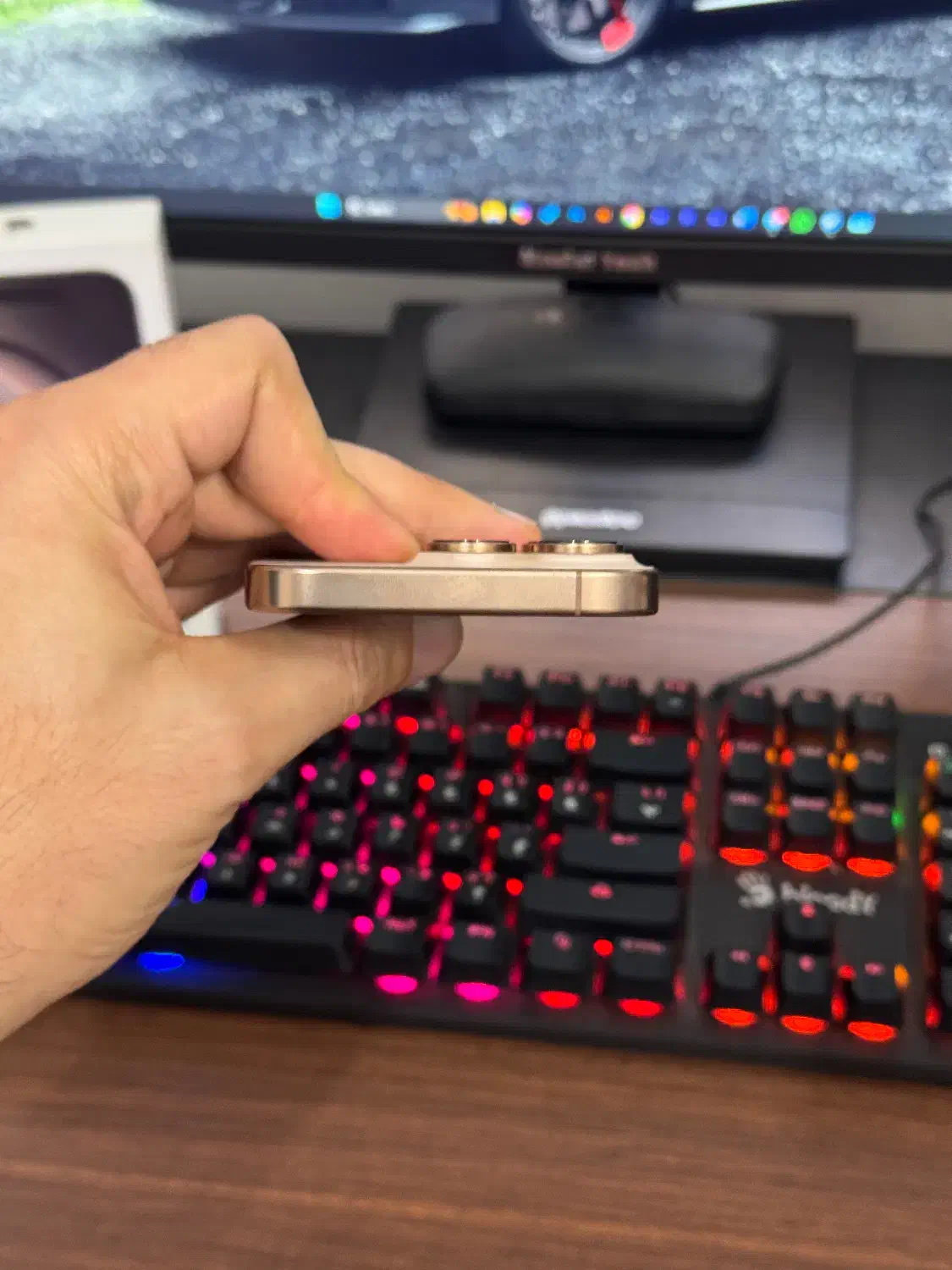 آیفون 16 پرو ZA مشابه آک با ۲ ماه آنتن - باتری ۱۰۰|موبایل|مشهد, سجاد شهر|دیوار