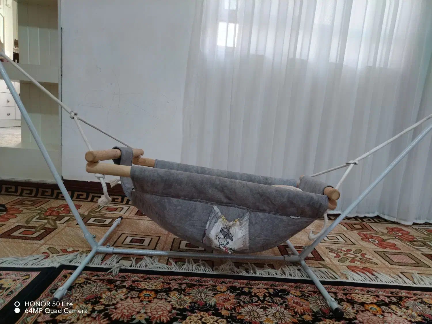 گهواره تاشو|تخت و صندلی بچه|خرم‌آباد, |دیوار