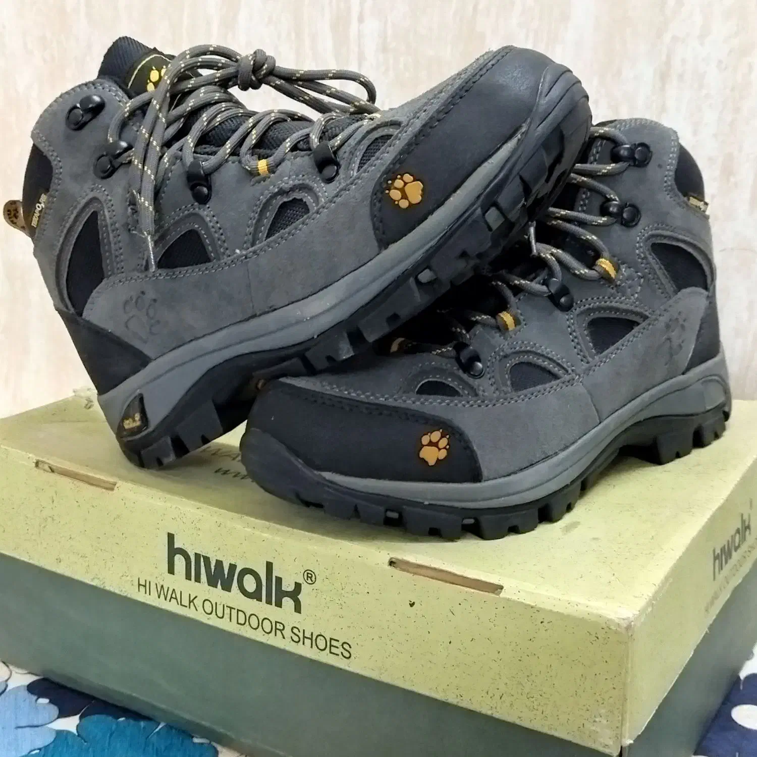 کیف و کفش|کیف، کفش، کمربند|قم, آذر (نکویی)|دیوار