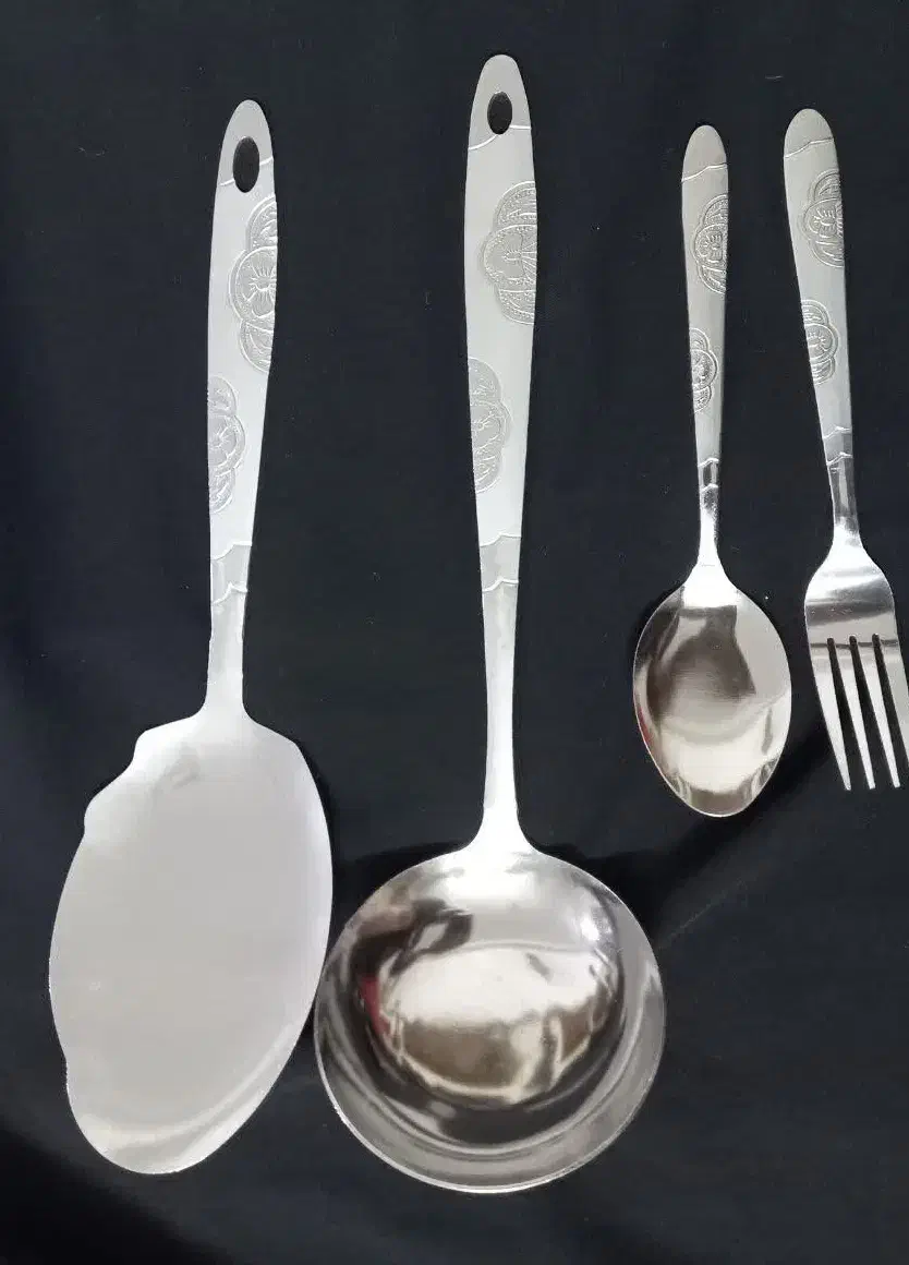 قاشق وچنگال|ظروف سرو و پذیرایی|قم, انسجام|دیوار