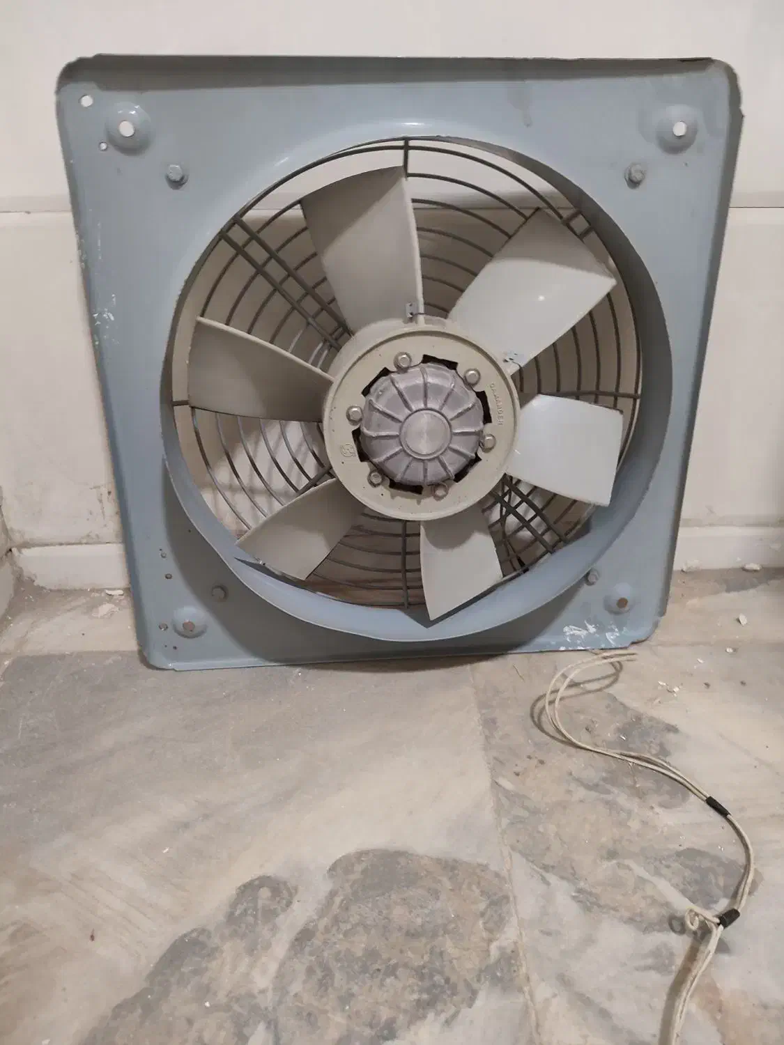 هواکش دمنده|ماشینآلات صنعتی|قم, چهل درخت|دیوار