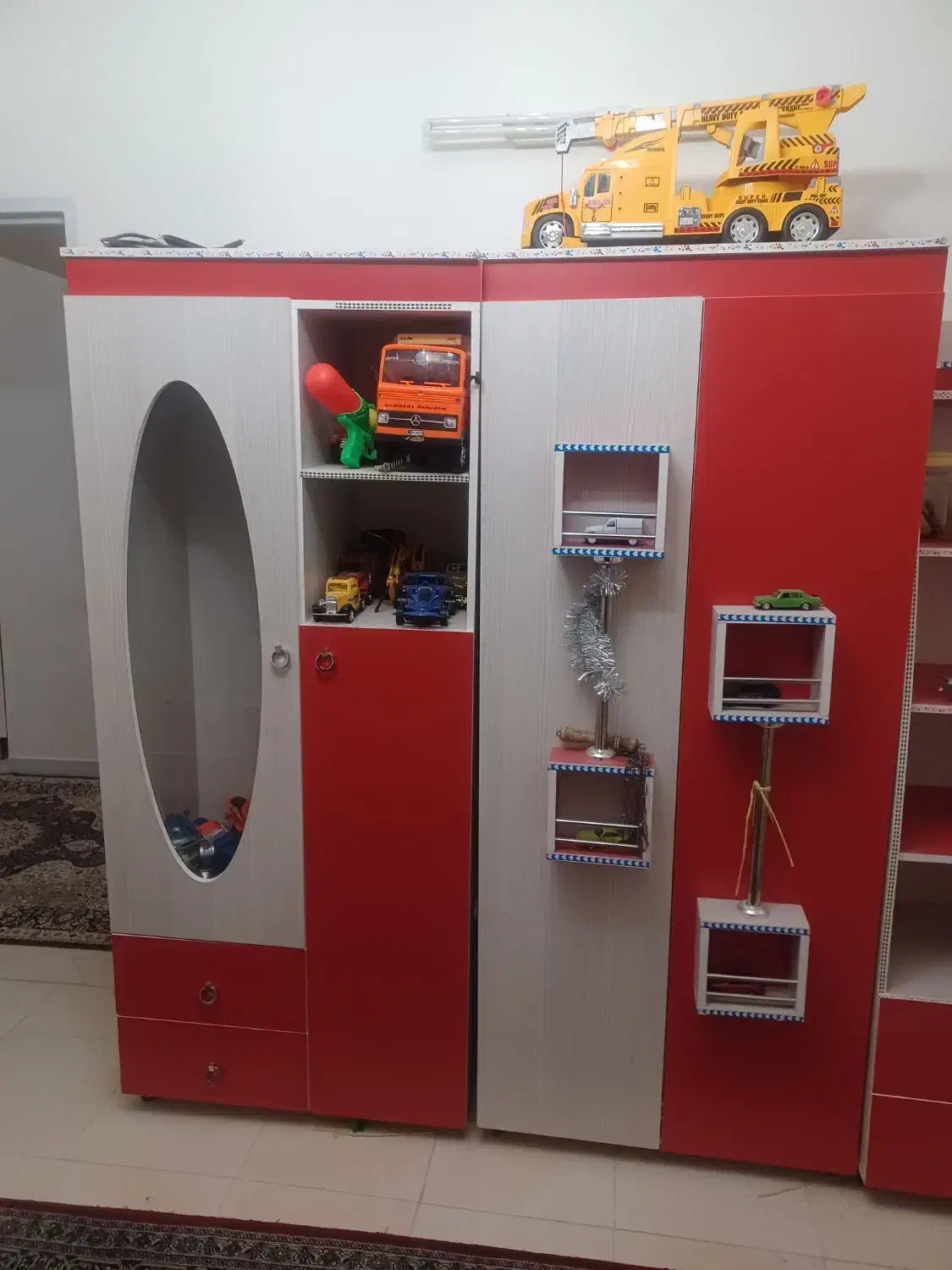 سرویس خواب کودک و نوجوان کامل و زیبا|تخت و سرویس خواب|فولادشهر, مسکن مهر فولادشهر|دیوار